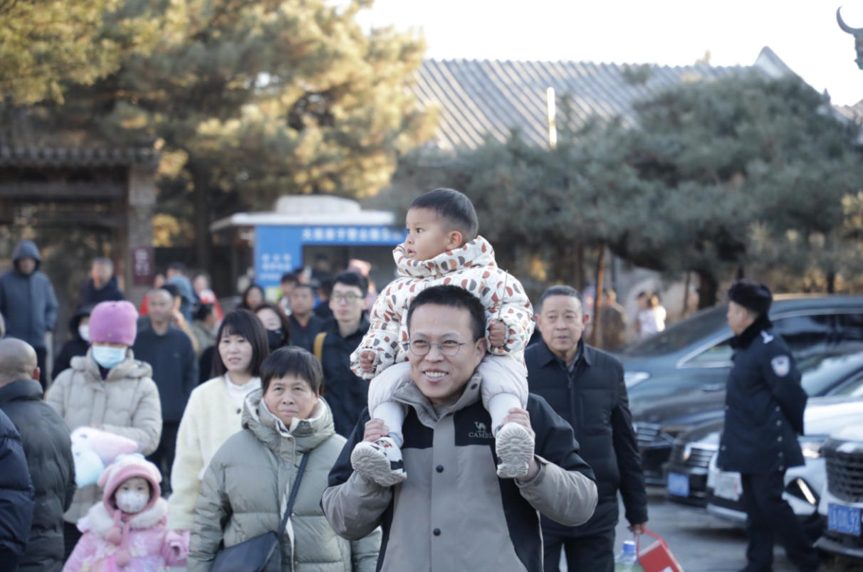 �й�����������춫����ɫ�й���